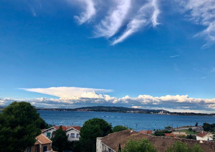 Le Bleu Mer แซ็ต ภายนอก รูปภาพ